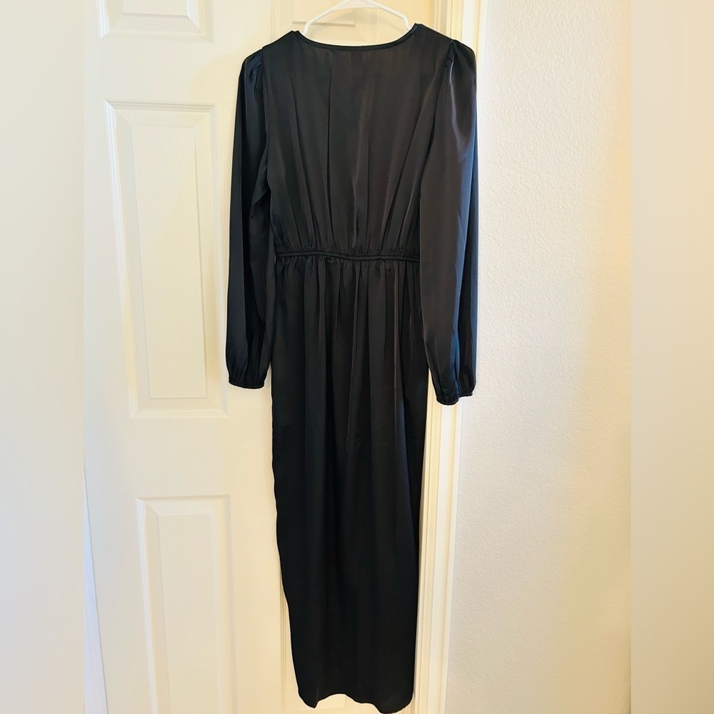 Classic Black Dress Size Small Elegant Sleek Long Sleeve V Cross Front NWOT - Picture 3 of 4